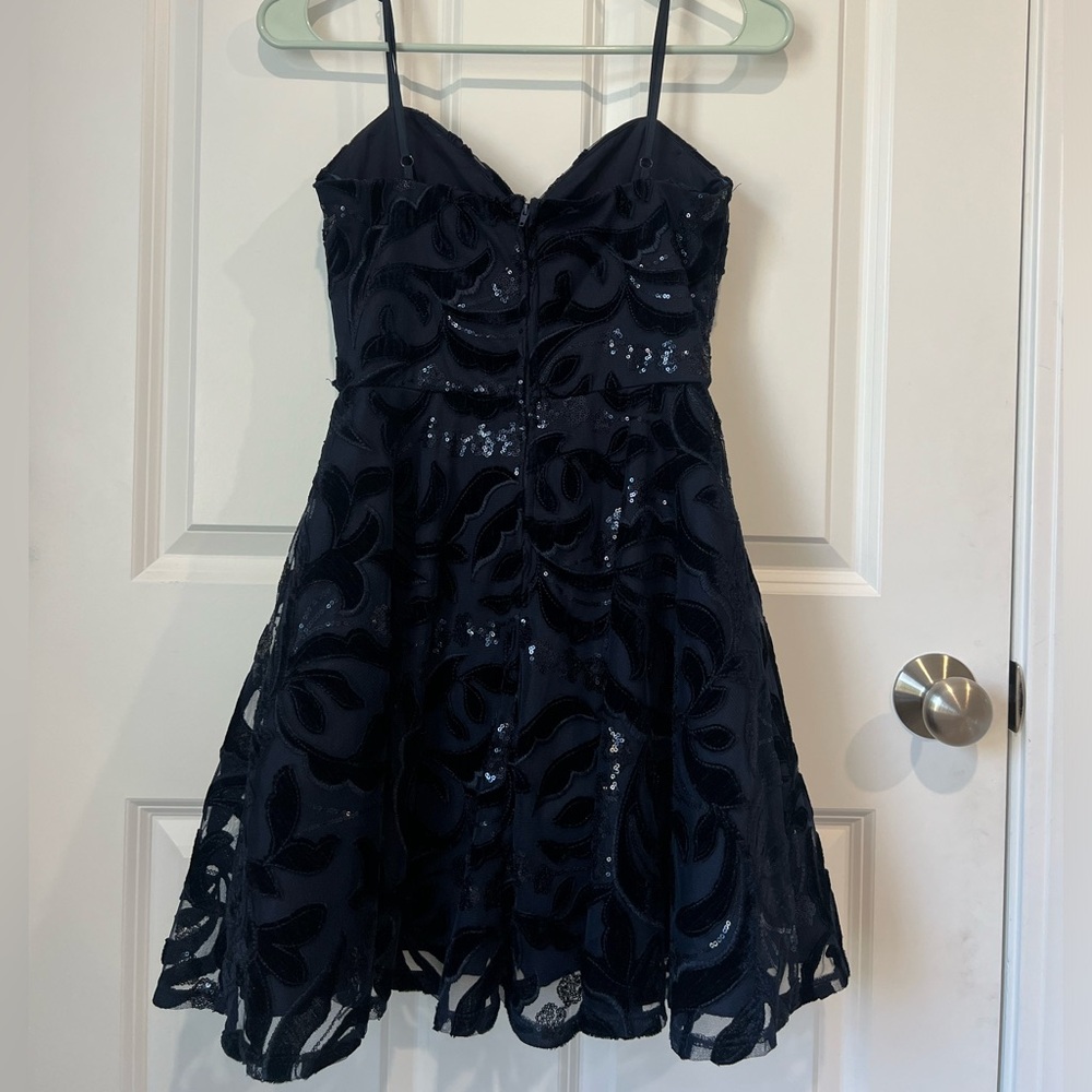 Navy Homecoming Party Dress Size 1/2 - Picture 5 of 7
